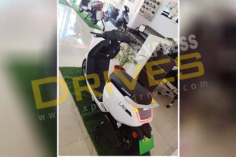 Exclusive! Okinawa Lite electric scooter with 60km range and 25kmph top speed launched