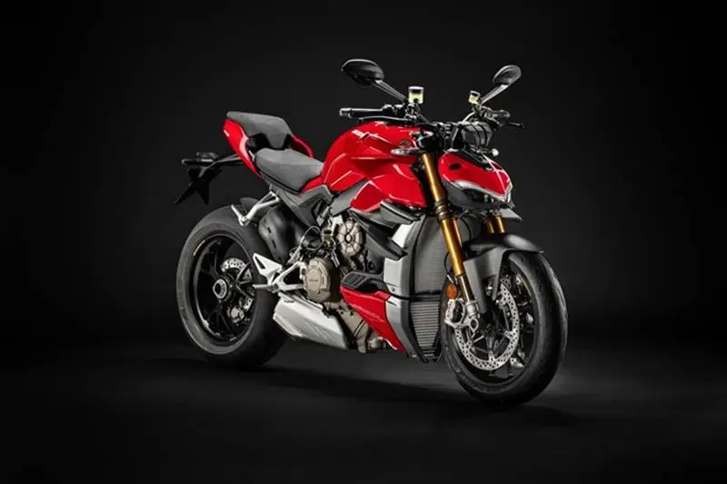 Ducati Streetfighter V4 S - The all-new Ducati streetfighter V4 S made its global debut a few days ahead of the 2019 EICMA. Now the maniac litre class naked is present at the annual event as well and is most likely to be launched in India in the coming months. Based on the fully faired Panigale V4, the streetfighter V4 gets minimalistic design with a wide handlebar. The bike gets an all-LED headlamp with the same engine that powers the Panigale V4. Since Ducati sells its flagship Panigale V4 in India, it is most likely that the streetfighter V4 will also land here in the coming months alongside the more premium 'S' version.