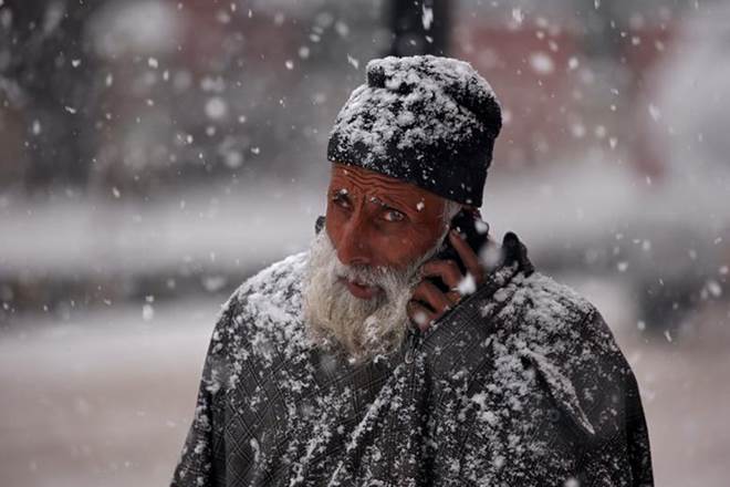 kashmir temperature, kashmir weather, kashmir weather today, srinagar temperature, srinagar weather, ladakh temperature, dal lake frozen