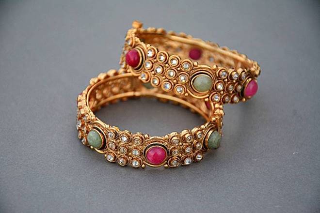 Check key points before shopping gold jewellery online/offline in India, Representational image
