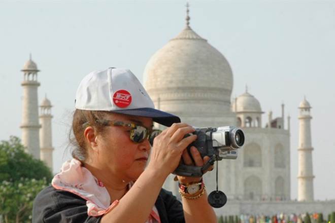Foreign tourist arrival, foreign tourist in india, india tourism industry, foreign tourists, india visa rules, india visa norms, e visa, tour and travel industry