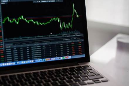 HUL share price falls over 5% in 4 days; is it a time to buy, hold or sell the stocks post Q4 earnings