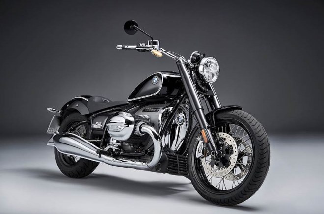 Stunning-looking BMW R18 cruiser unveiled: Threat to Harley-Davidson territory?