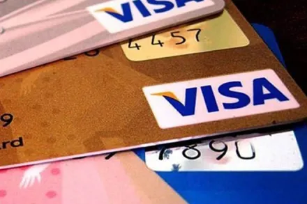 credit card, credit card fraud, how are banks coping, banks and fintech, credit score, how to build a strong credit score, timely repayment of credit card bills, credit utilization ratio , credit report