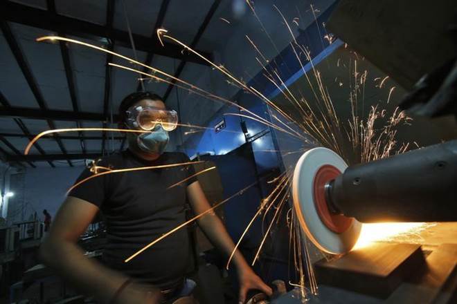 nitin gadkari, sme, msme, industry, sector, microfinance facility, economic revival