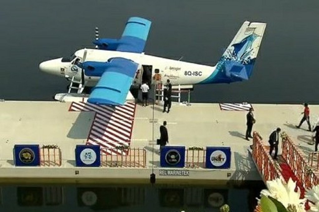 SpiceJet has planned to run four round-trips of the seaplanes in one day. Image: Twitter/Spiceshuttle