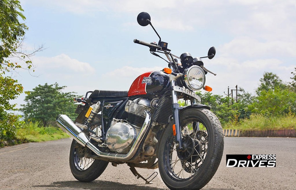 Royal Enfield Super Meteor 650 Vs Interceptor 650 Comparison Test