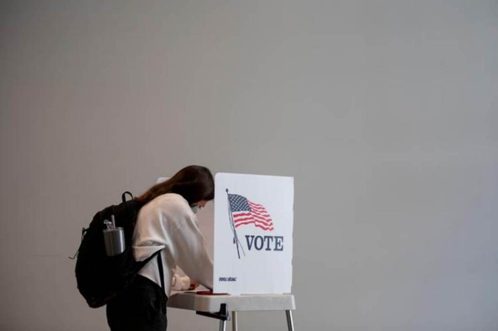 Among those states, Minnesota has currently seen the largest percentage increase in early voting turnout compared to last cycle, according to Catalist data from both years in 14 key states. (Photo source: Reuters)