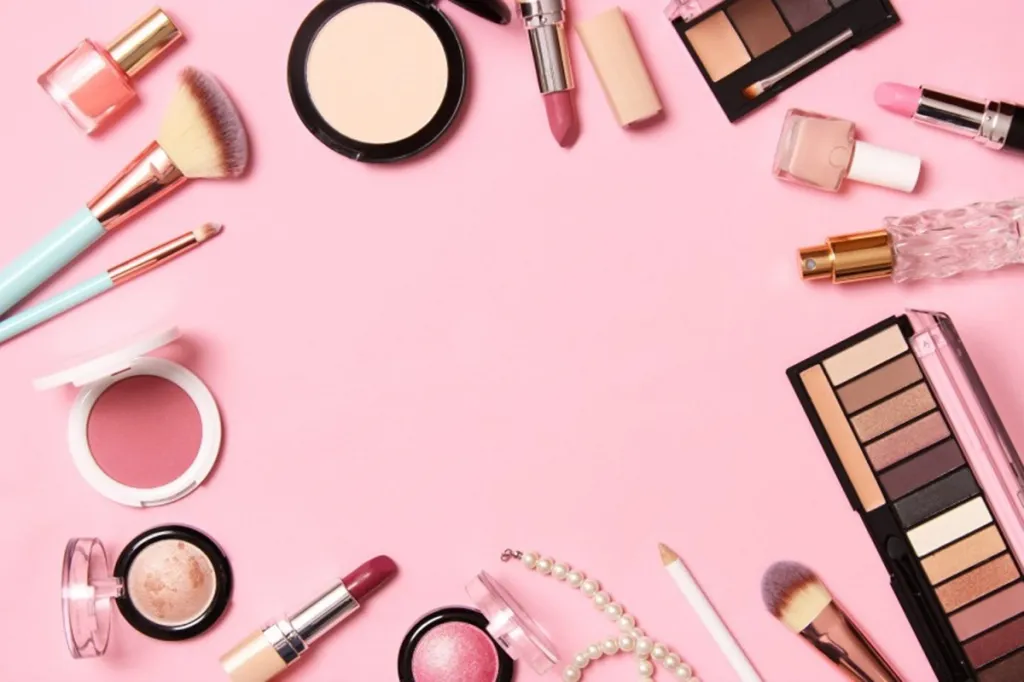 The journey of a consumer in terms of awareness is shifting from TV to digital avenues, with 33% beauty consumers engaging digitally every day, 50% every week and 93% every month