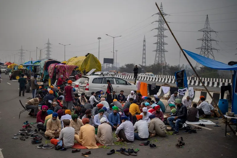 delhi farmer, farmer protest, delhi farmer protest, delhi farmers protest images, farmers protest delhi, farmers protest gurgaon, farmers protest latest news, delhi temperature, delhi farmers protest update