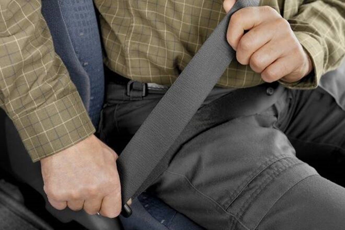 Beware! Big fines for no seat belts at the rear and twowheelers