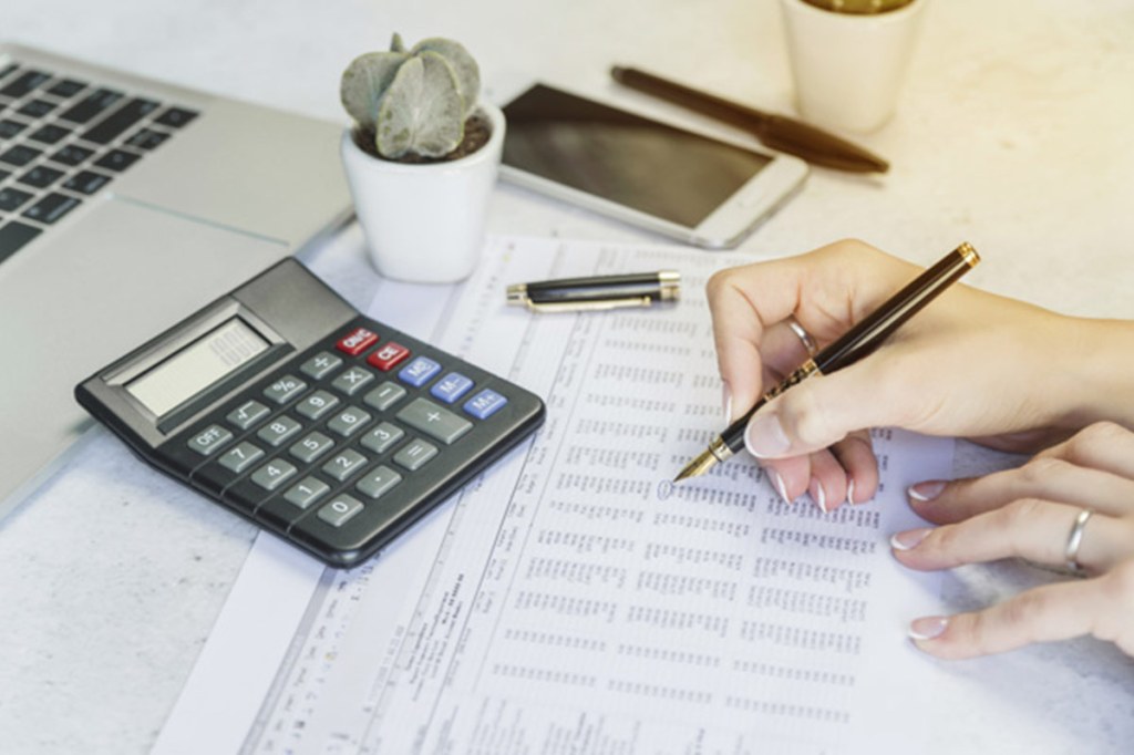 Investment tips, financial planning, Long-term investments, aggressive investment, savings, equity, debt, retirement fund, emergency fund, borrowing, loan, insurance, EMI