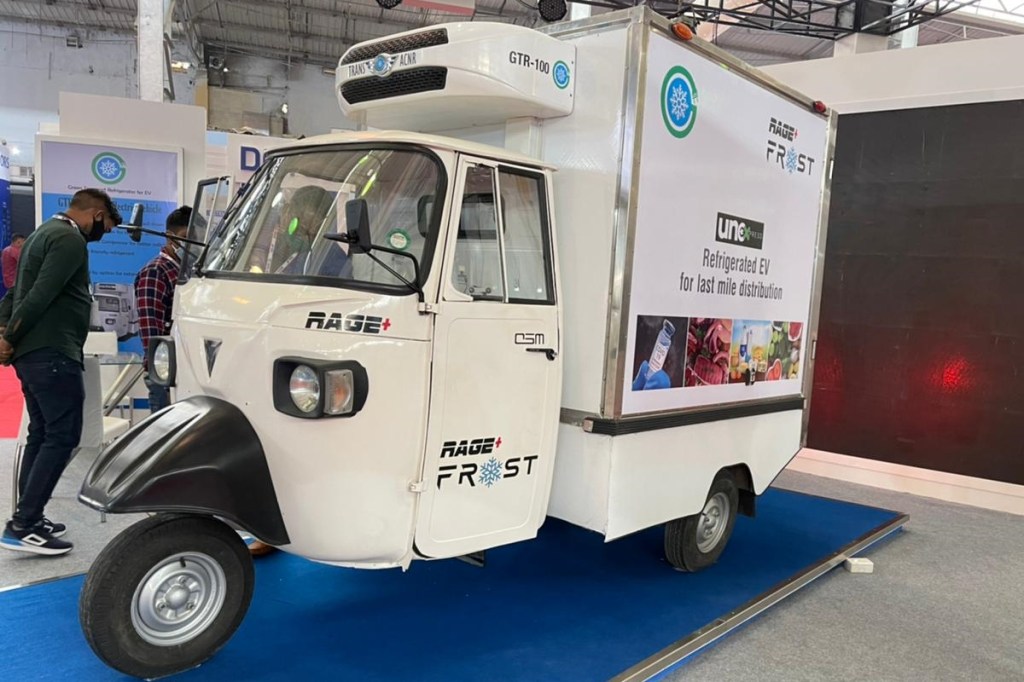 Rage plus frost electric three wheeler refrigeration