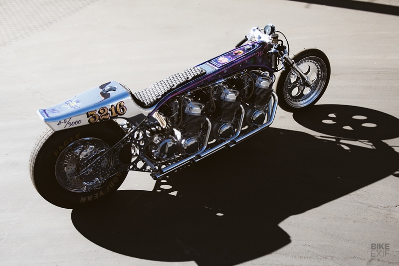The Galaxy’s four-cylinder power plants are all 1978 Honda CB750 units with F2 large port heads. Each motor has been bored out to 836 cc, and fully rebuilt with lightened and balanced crankshafts, heavy-duty connecting rods, performance cams and oversized stainless steel valves. Extra care was taken to make sure each motor’s internals conformed to the exact same spec. (Source: Bikeexif)