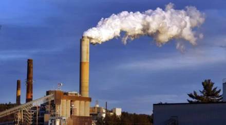 According to the estimates of WHO, nearly 70 lakh people succumb every year to the problem of air pollution.