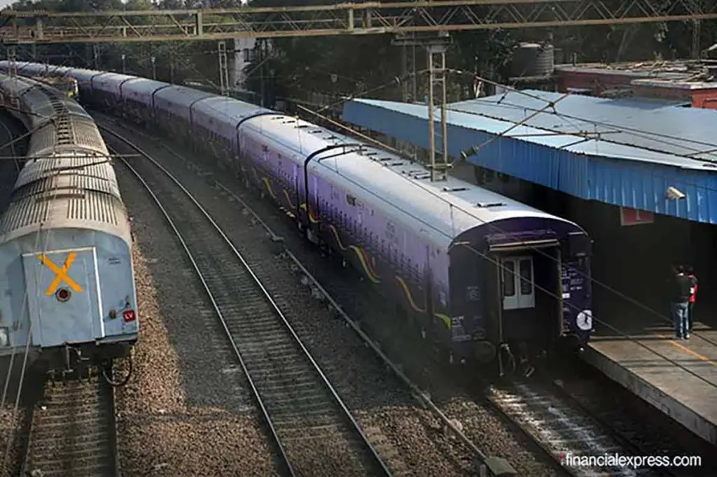 Cyclone Yaas, cancelled trains