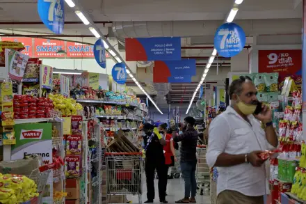 Offline retail revival depends on COVID vaccination coverage, says expert