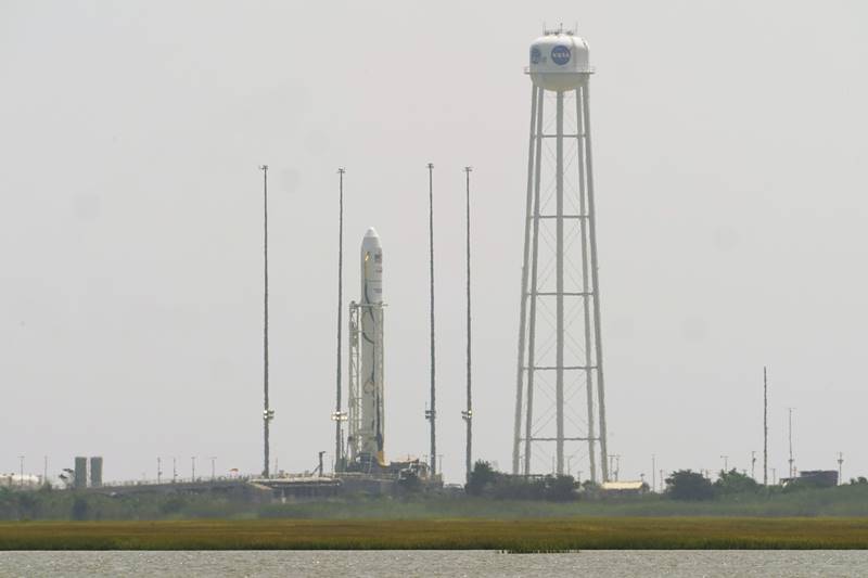 International Space Station, Space Station, Astronauts, NASA, pizza, Grumman, Northrop Grumman