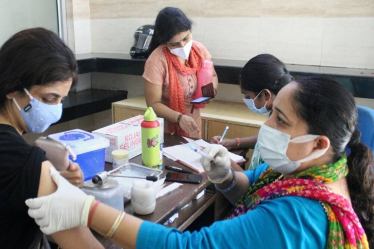 Coronavirus Cases in India Latest Update, Covid-19 Vaccine Registration Online, Covid-19 third wave, Schools and Colleges reopen