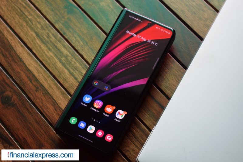 Samsung Galaxy Z Fold 3 5G, Samsung Galaxy Z Fold 3 5G unboxing, Samsung Galaxy Z Fold 3 5G first look, Samsung Galaxy Z Fold 3 5G first impressions, Samsung Galaxy Z Fold 3 5G quick review, Samsung Galaxy Z Fold 3 5G review, Samsung