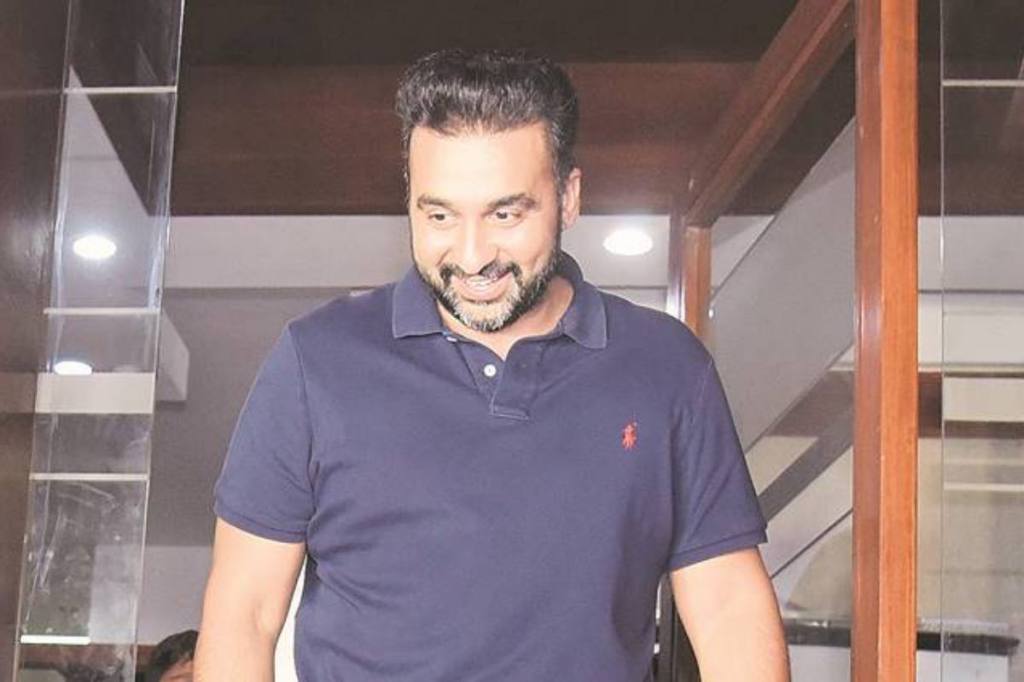 Mumbai Police Crime Branch has issued Look Out Circular against absconding accused Yash Thakur alias Arvind Srivastava and Pradeep Bakshi, who is an aide of Raj Kundra. 