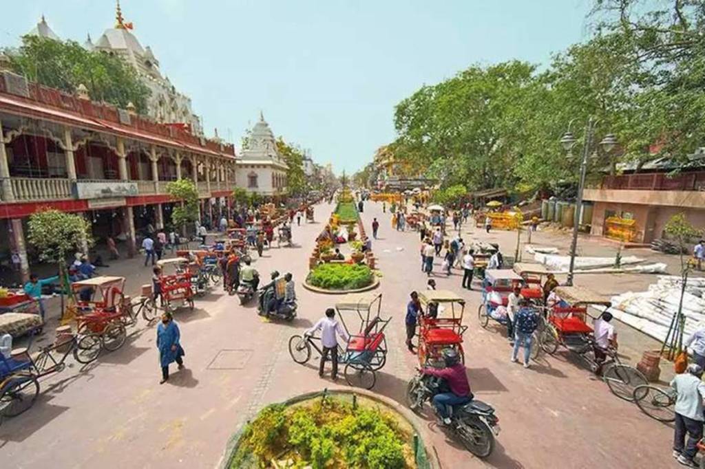 Chandni Chowk is the most preferred destination for shopping and trading in apparel and accessories during weddings and festivals. Chandni Chowk is the most preferred destination for shopping and trading in apparel and accessories during weddings and festivals.