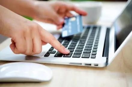 credit card, year 2022, overspending, festive season, tips to avoid overspending this festive season, smart money tips, Festive Spending, Needs, Wants, Credit Card Reward Points, cashbacks