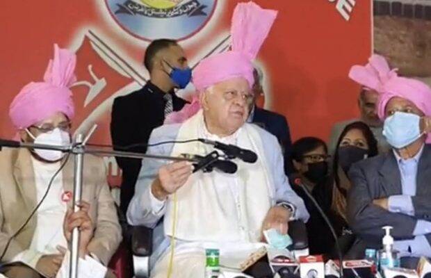We do not demand prime ministership or presidency but our fight is for our rights which were snatched from us, said Farooq Abdullah.