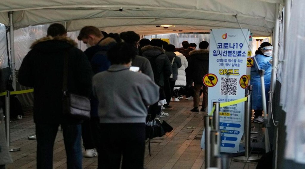 South Korea sets high of 8,000 new virus cases ahead of holiday