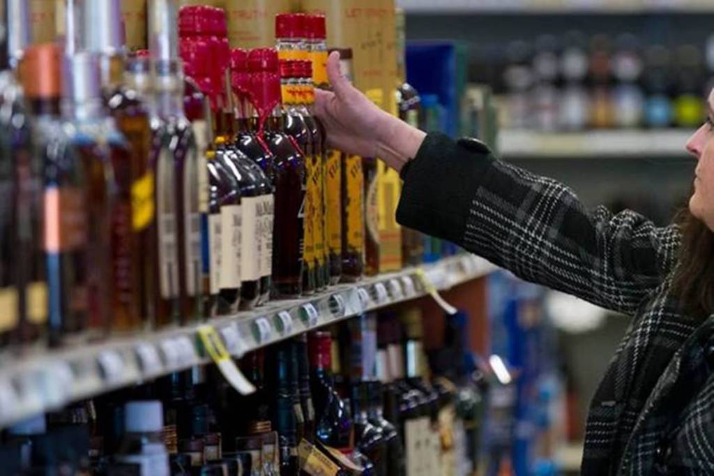 Maharashtra govt defers decision on wine sales at supermarkets
