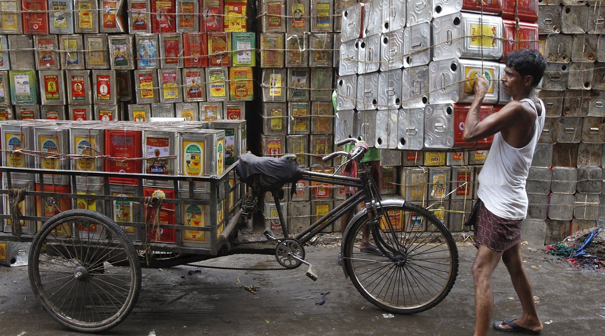 Ukraine war may result in 25 supply shortage of sunflower oil in India