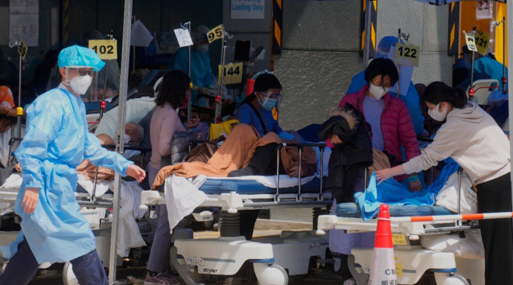 Covid to 10 live news today; coronavirus latest updates now