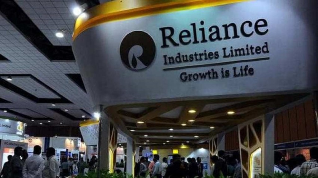 Mukesh Ambani's Reliance inks a Joint-Venture with Sanmina Corp, a US-based firm, in a push to manufacture electronics in India. (File Photo: PTI)