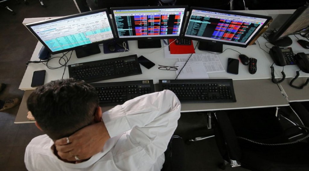 Bank Nifty has given a rising wedge pattern breakdown on the weekly chart and has closed below its 21 & 50 – week exponential moving average, indicating a bear favored structure.
(Image: REUTERS)