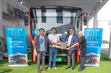 EKA Signs MoU With Log9 For Advanced Fast Charging Solutions
