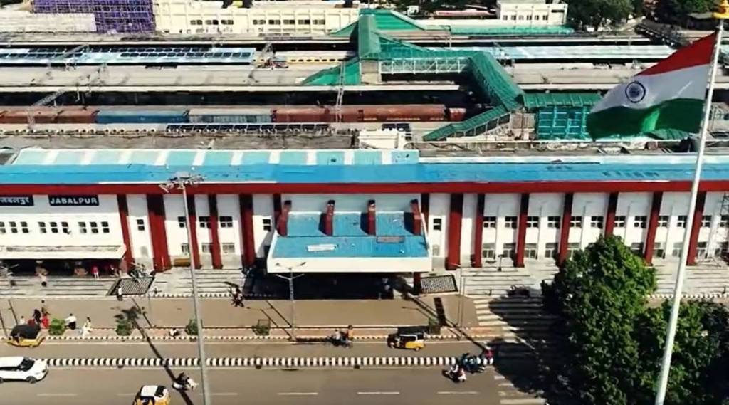 AC waiting room, HD screens & more! See stateoftheart features of