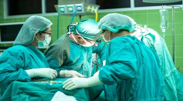Cancer, surgeons, robot surgeons, blood clots, gestrointestinal surgeries, health news,