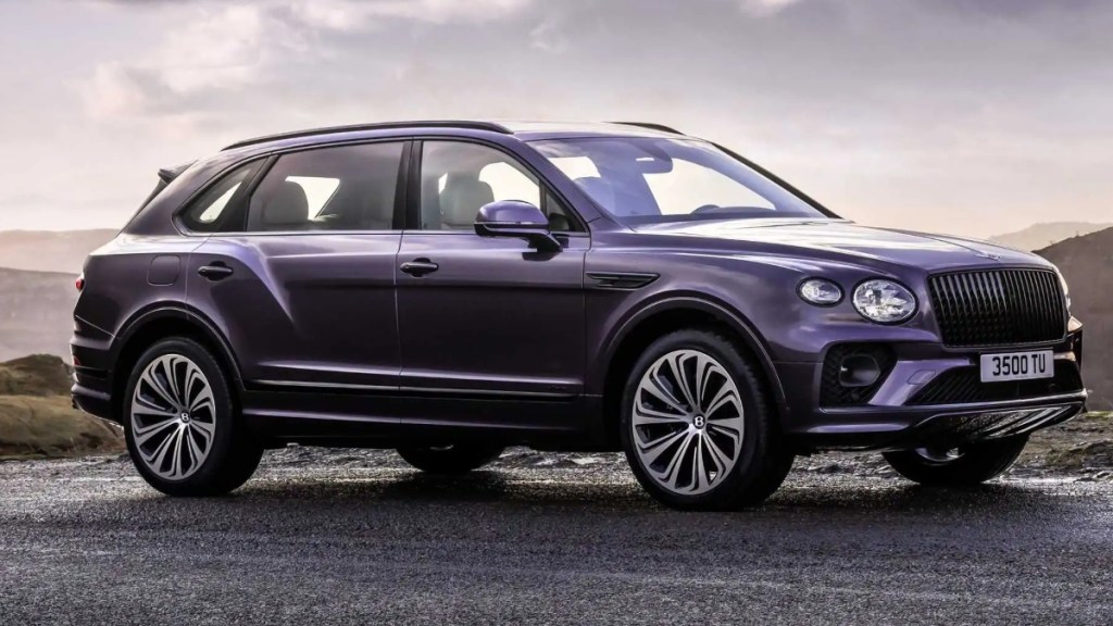 Bentley unveils long-wheelbase Bentayga