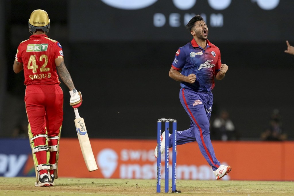 Shardul Thakur of Delhi Capitals celebrates wicket of Shikhar Dhawan of Punjab Kings IPL 2022