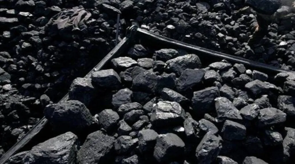 Union power minister, RK Singh separately wrote to chief ministers of some states for delaying the process of coal imports, including Uttar Pradesh. 