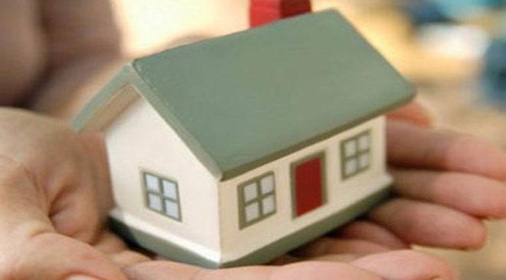 Kaushal Agarwal, Chairman of Mumbai-based The Guardians Real Estate Advisory, said that the RBI's move to hike the repo rate might temporarily limit the growth momentum of the sector but the demand would continue to sustain.