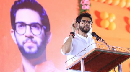 The complainant had cited Aaditya's tweet wherein children were shown as holding placards at the protest site. 