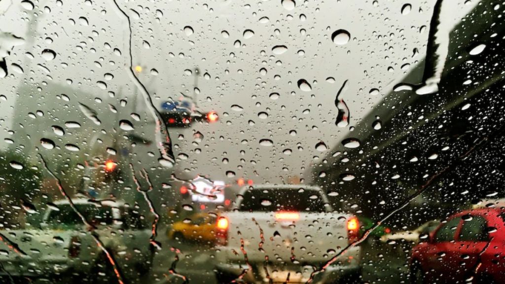 monsoon driving tips