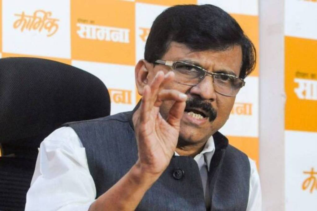 Sanjay Raut detained by ED.