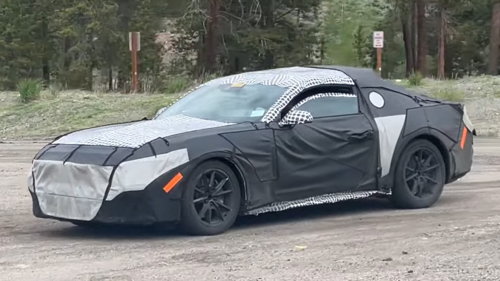 7th gen ford mustang exterior spy shot