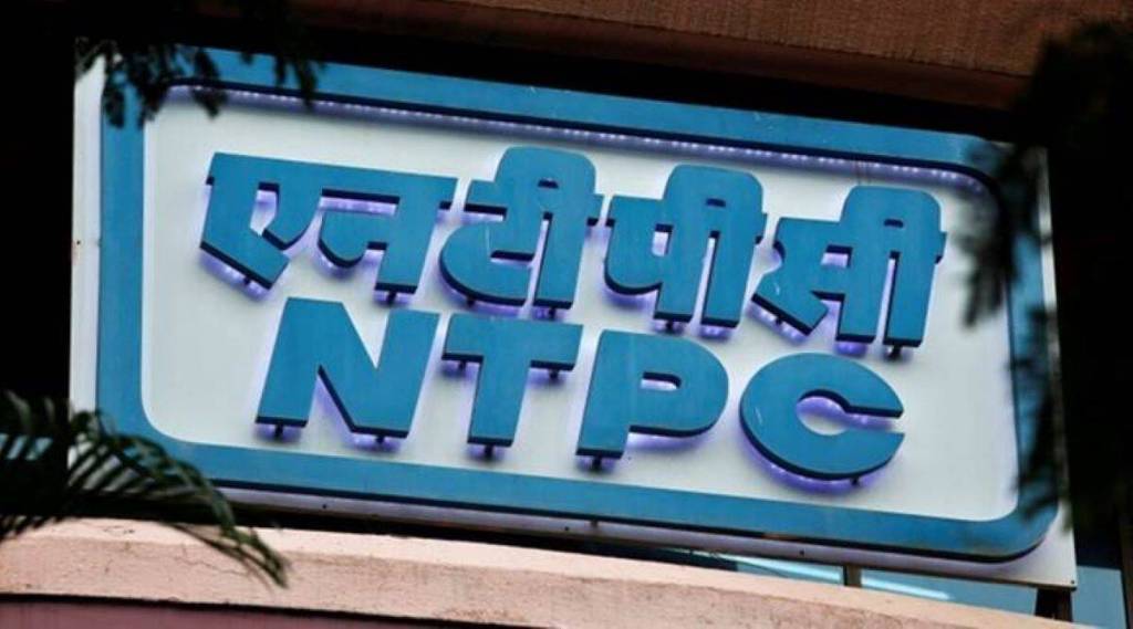As per the plan suggested by the power ministry, NTPC should procure 20 rakes, while the DVC should own 8 rakes. 