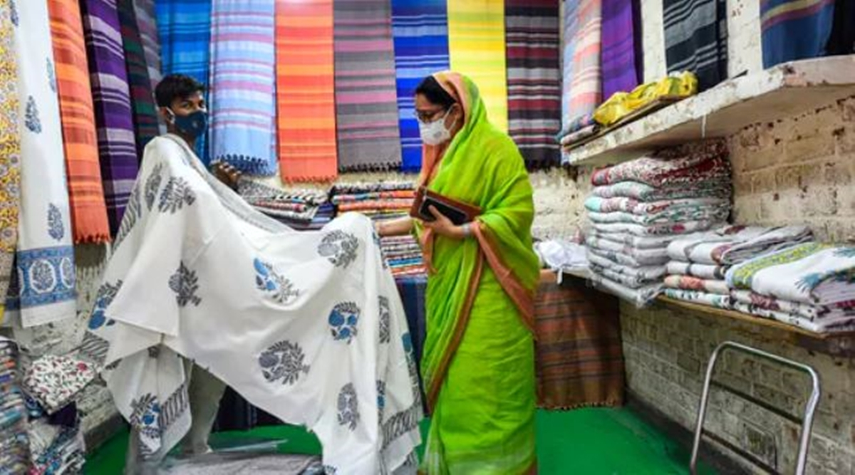 National Handloom Day 10 interesting facts about traditional weaves
