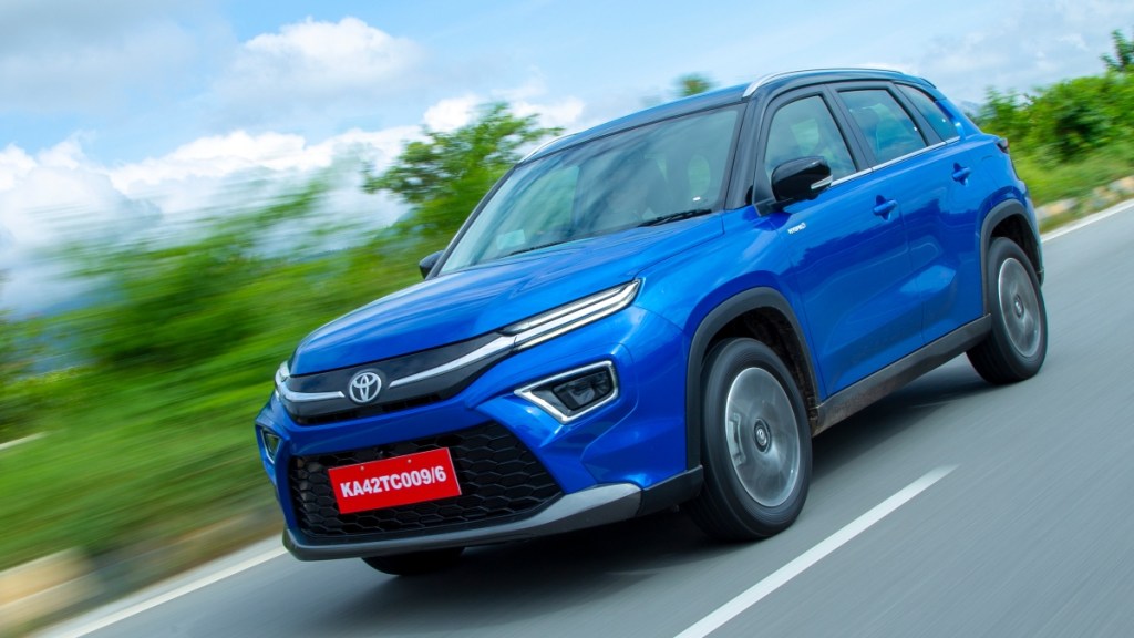 Car sales August 2022 Toyota Kirloskar Motor sells 14,959 units