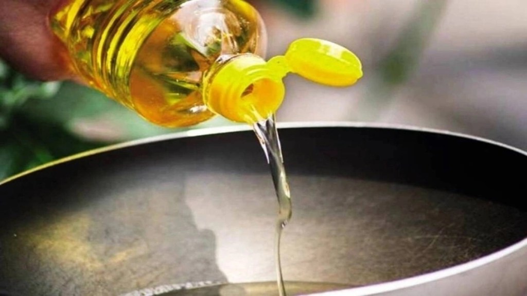 Govt extends concessional import duties on edible oil by six months