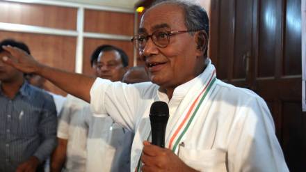 Congress leader Digvijaya Singh adressing media at Congress Bhavan. (Express Photo by Arul Horizon/File)